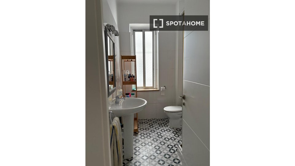 Double room Salamanca, 5 beds — photo 9