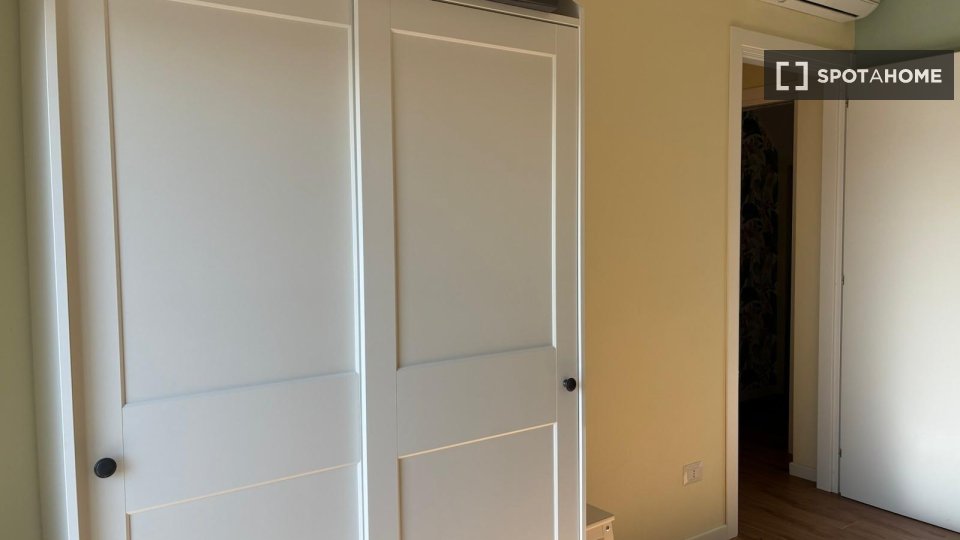 Double room Milan, 3 beds — photo 4