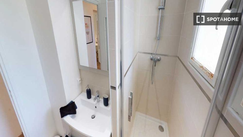 Double room Montpellier, 5 beds, 90m² — photo 5