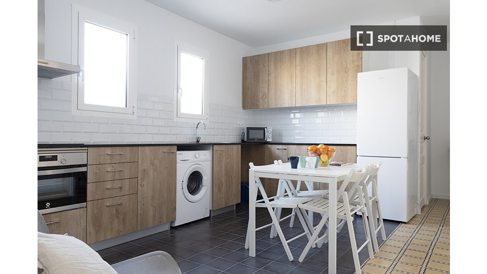 Double room Barcelona, 4 beds, 75m² — photo 5