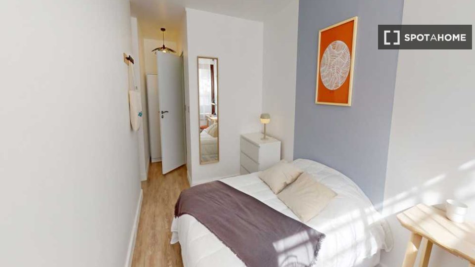 Double room Paris, 5 beds, 90m² — photo 8
