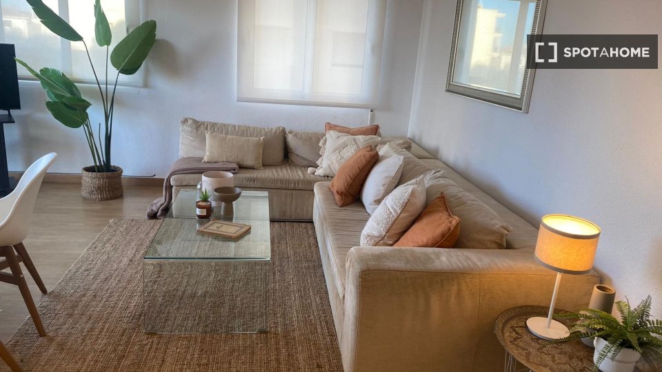 Apartment Valencia, 3 beds, 90m² — photo 13