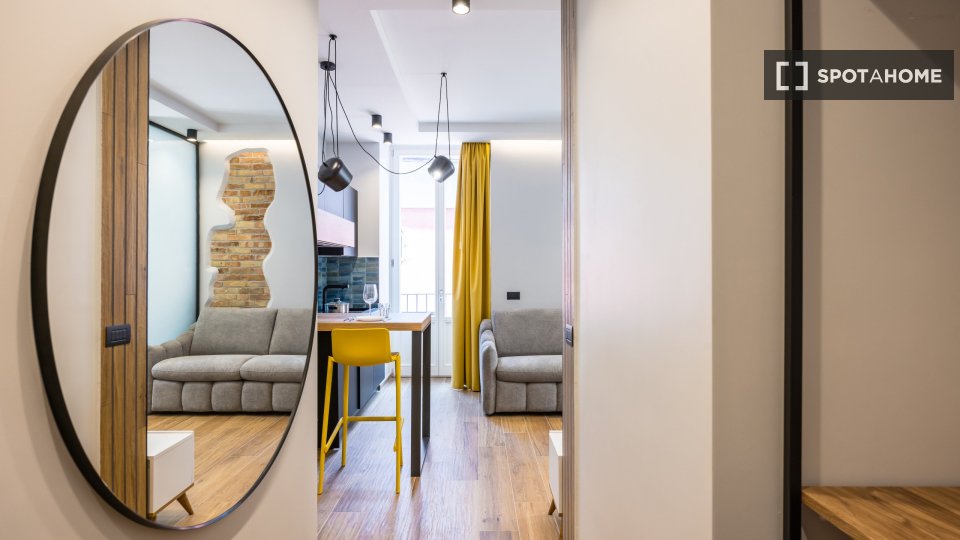 Apartment Naples, 1 bed — photo 17