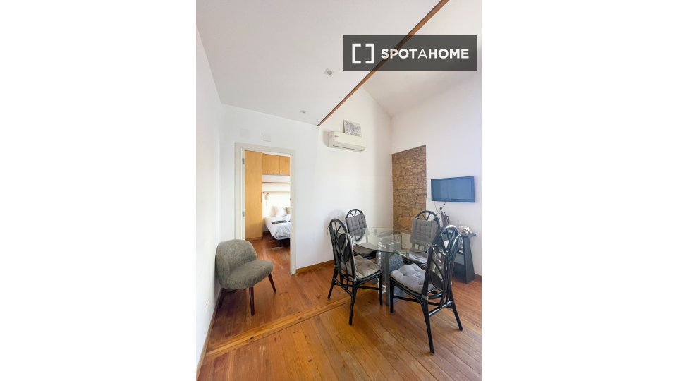 Apartment Lisbon, 2 beds — photo 13