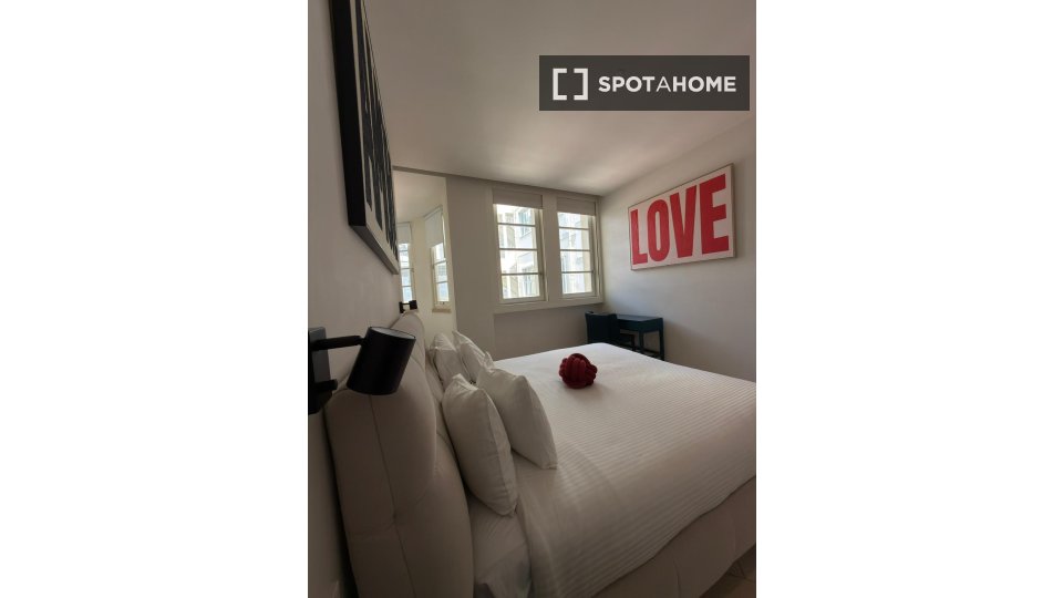 Apartment Lisbon, 1 bed, 70m² — photo 18