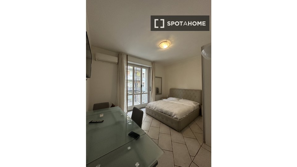 Apartment mono Milan, 40m² — photo 1