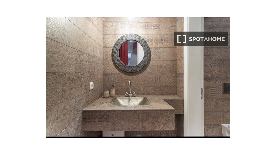 Apartment mono Lisbon, 40m² — photo 6