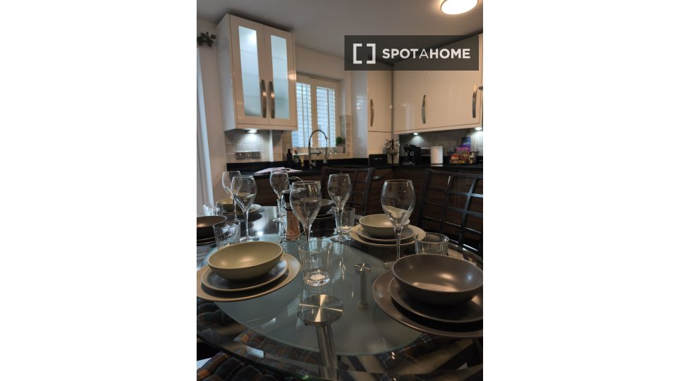 Apartment London, 4 beds, 102m² — photo 5
