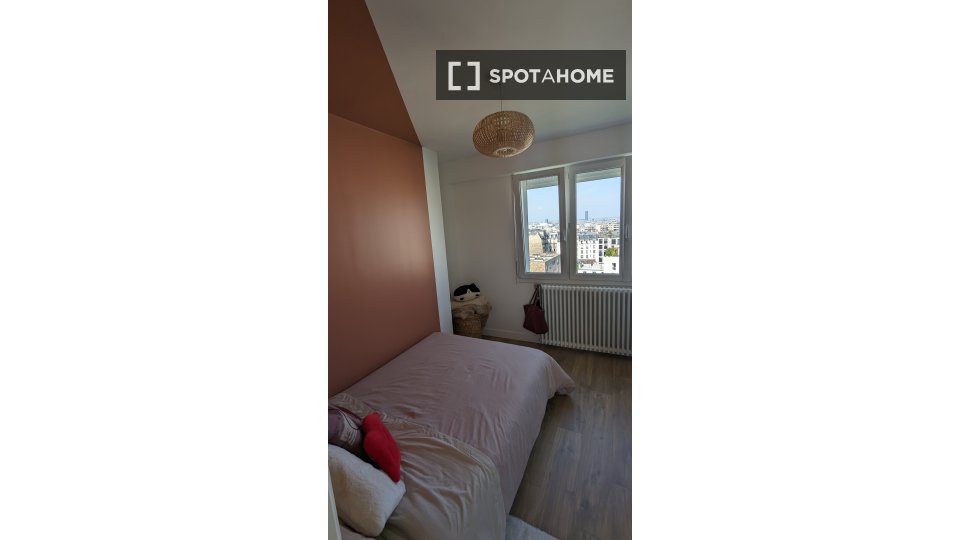 Double room Paris, 3 beds, 61m² — photo 8