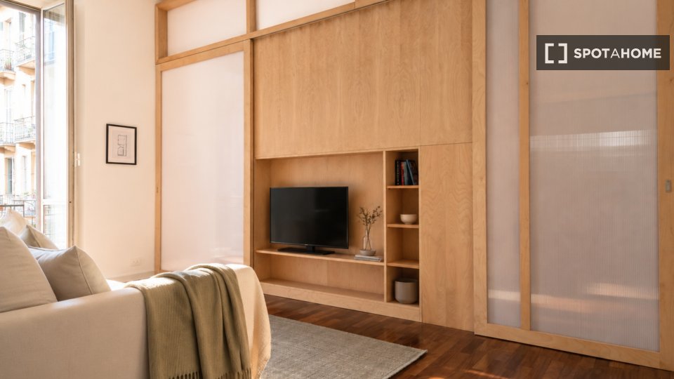 Appartamento Milano, 1 camera, 50m² — foto 2