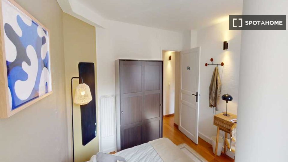Double room Paris, 7 beds, 150m² — photo 17