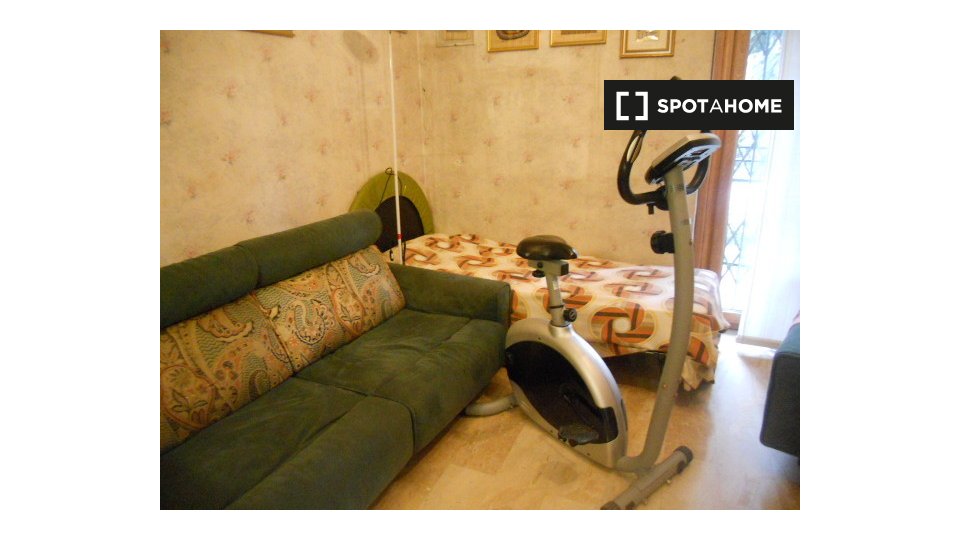 Double room Milan, 1 bed — photo 5