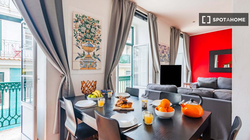 Apartment Lisbon, 2 beds — photo 1
