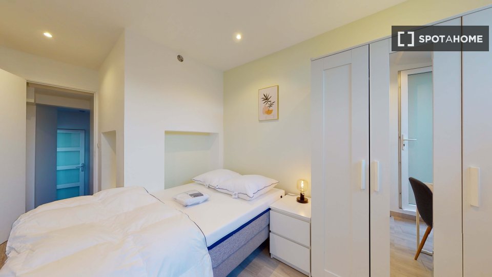 Double room Paris, 7 beds — photo 19