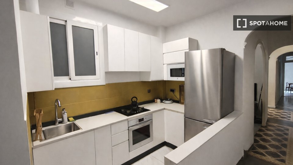 Apartment Barcelona, 2 beds, 90m² — photo 5