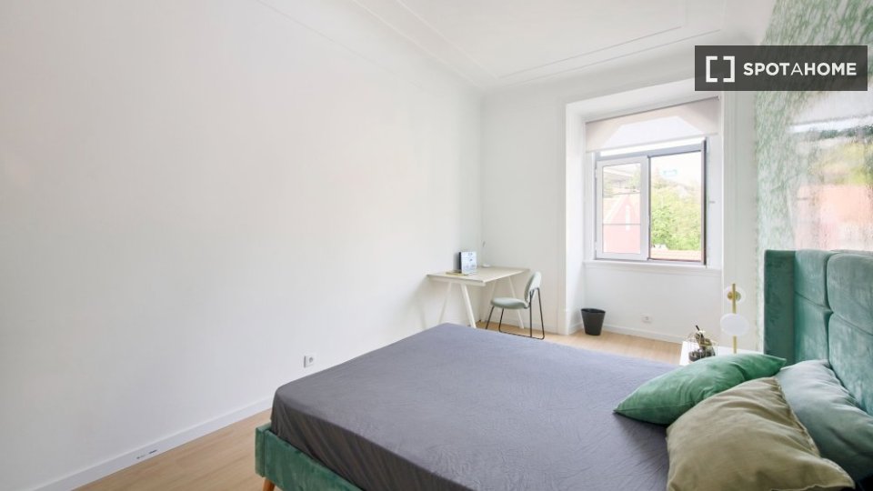 Double room Lisbon, 7 beds — photo 13