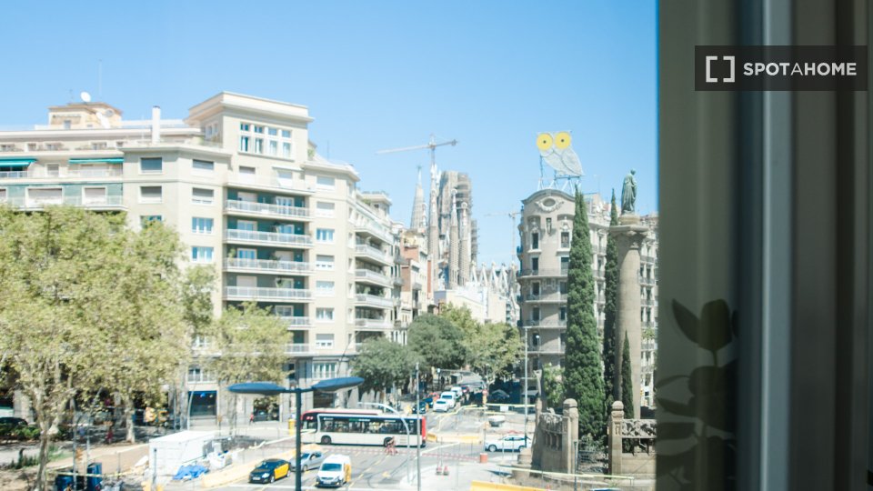 Apartment Barcelona, 2 beds, 80m² — photo 18