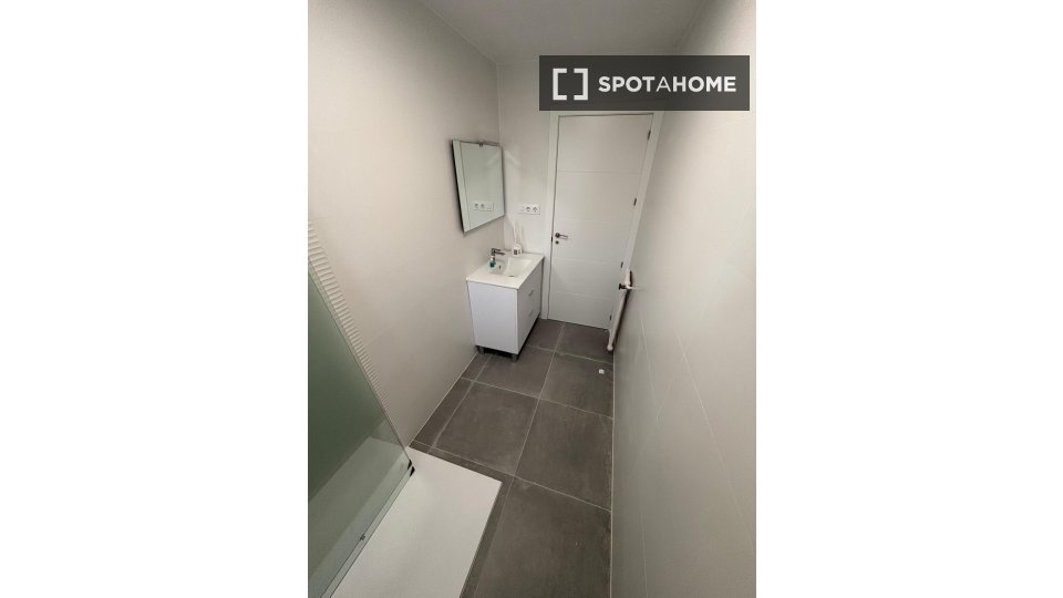 Double room Cartagena, 1 bed, 10m² — photo 7