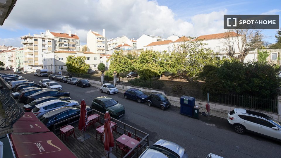 Double room Lisbon, 7 beds — photo 8
