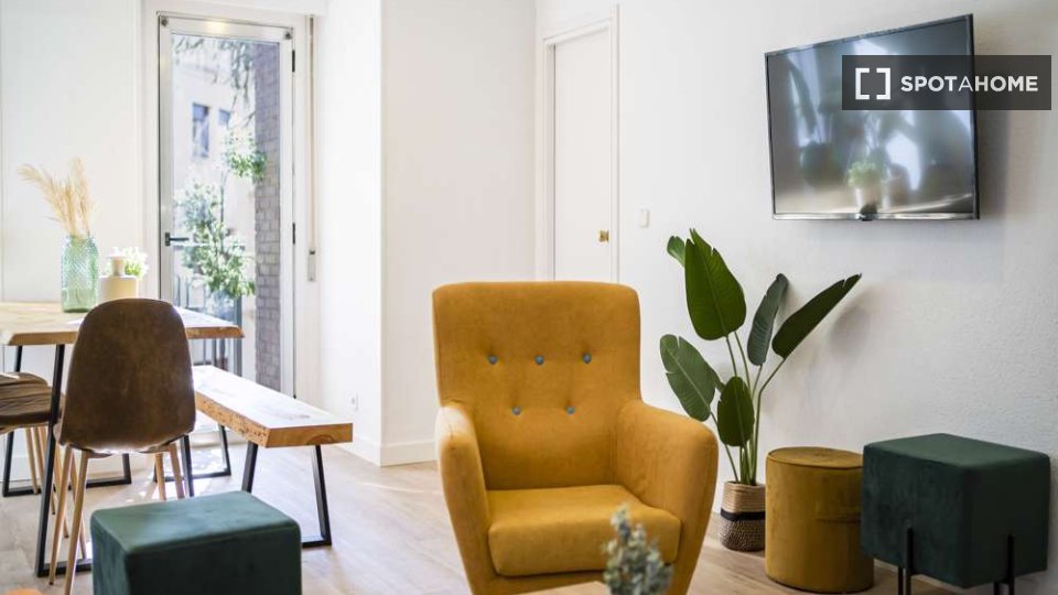 Double room Madrid, 16 beds — photo 28