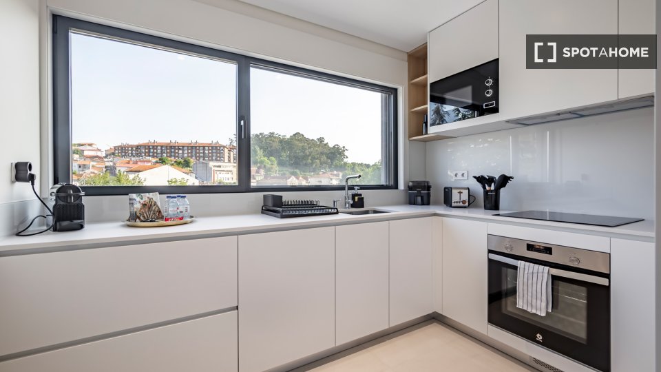 Apartment Porto, 2 beds, 85m² — photo 4