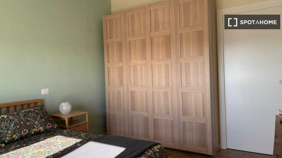 Double room Milan, 3 beds — photo 2