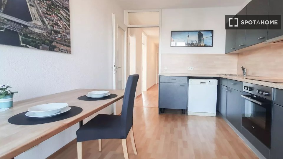 Apartment Berlin, 1 bed, 73m² — photo 6