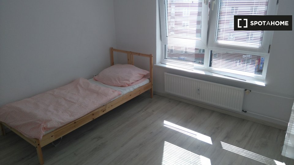 Double room Berlin, 4 beds, 96m² — photo 1