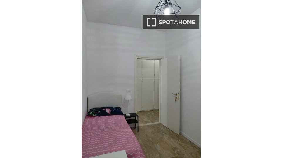 Double room Brescia, 4 beds — photo 9