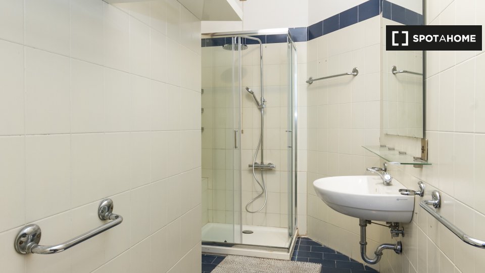 Double room Milan, 6 beds, 100m² — photo 40