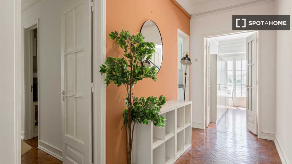 Double room Lisbon, 5 beds — photo 69
