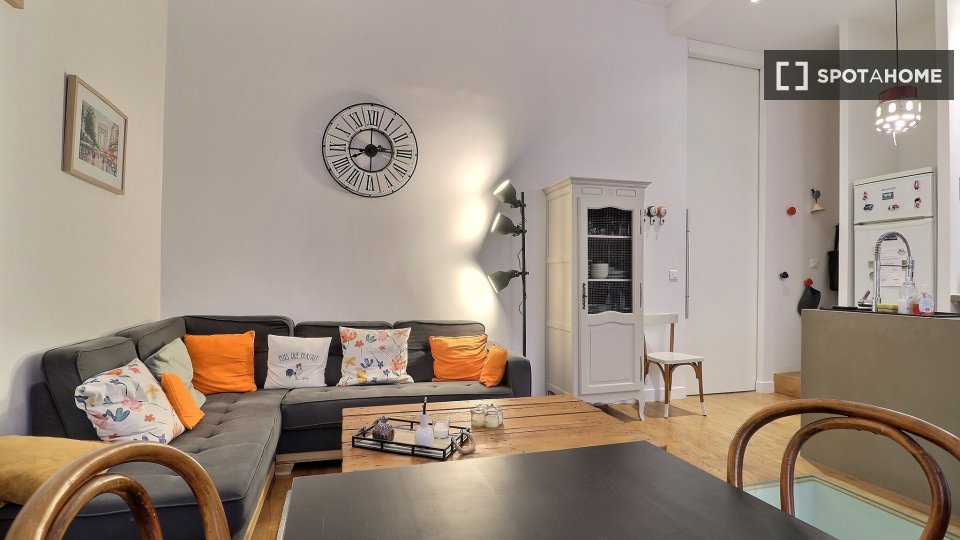 Appartamento con 1 camera da letto in affitto a Montmartre, Parigi - a Parigi