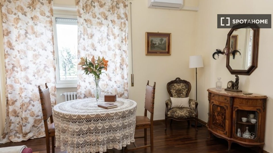 Double room Rome, 1 bed — photo 3