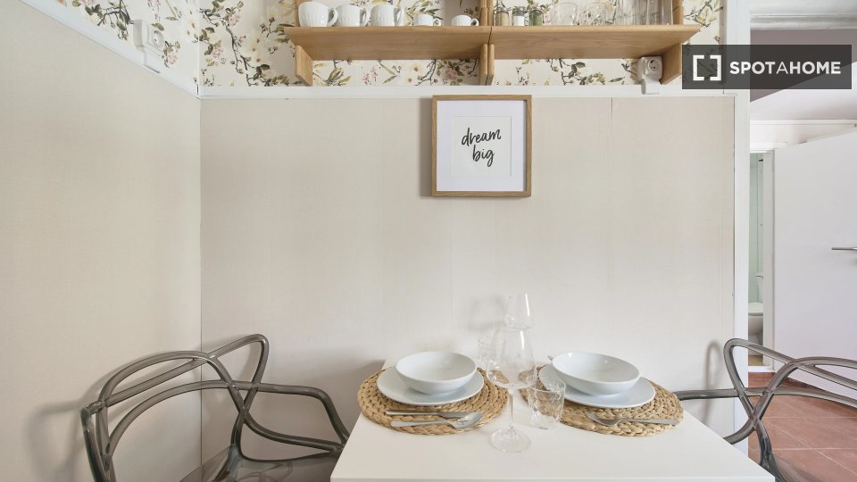 Apartment Lisbon, 1 bed — photo 4