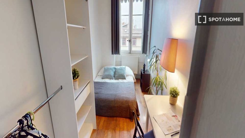Camera doppia Lione, 4 camere, 90m² — foto 10