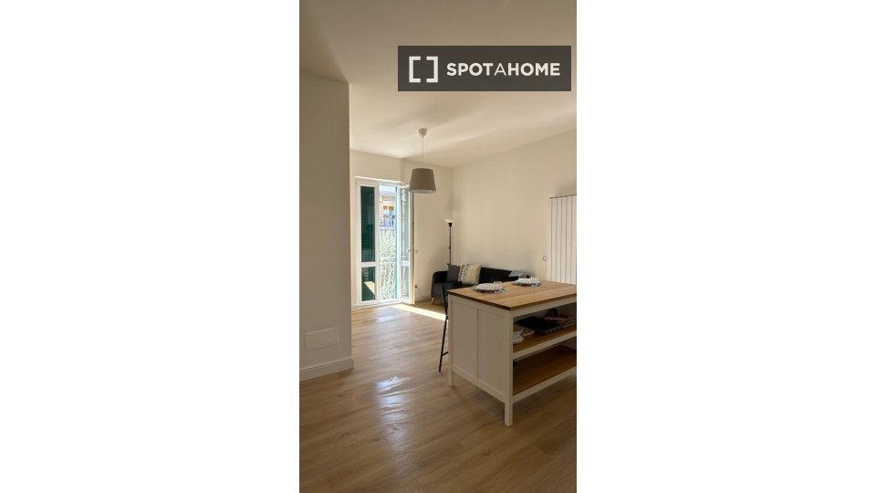 Double room Rome, 2 beds, 75m² — photo 12