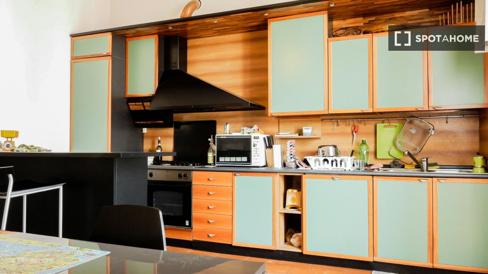 Double room Milan, 2 beds — photo 11