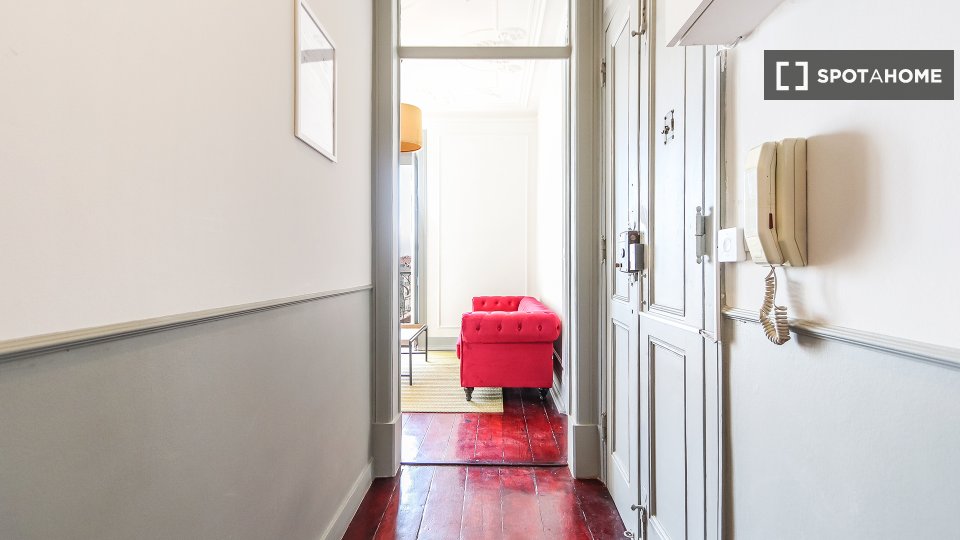 Double room Lisbon, 6 beds — photo 12