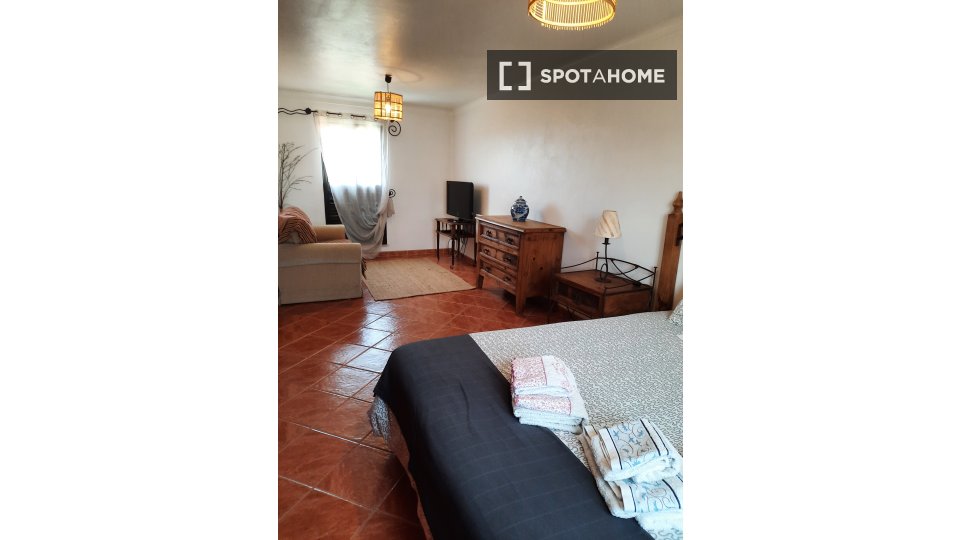 Apartment Lisbon, 3 beds, 110m² — photo 5