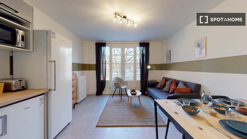 Double room Lille, 12 beds — photo 10