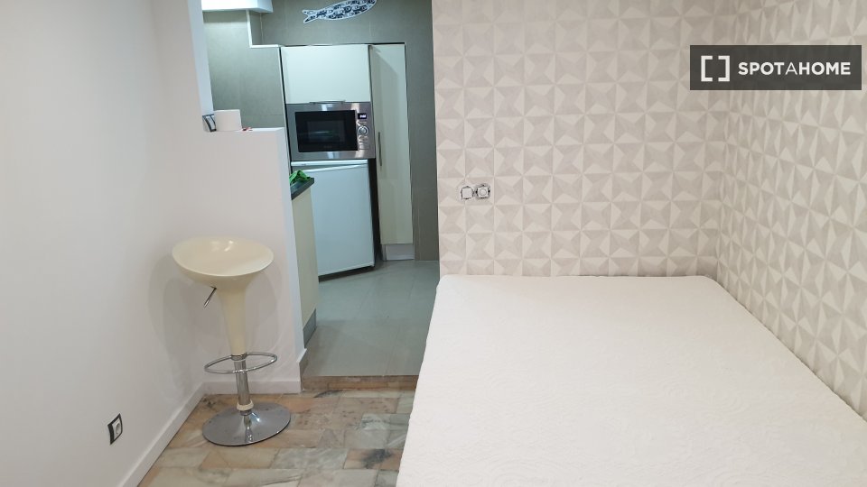 Apartment mono Lisbon, 29m² — photo 8