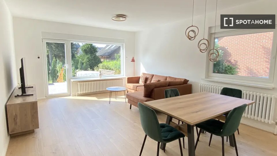 Apartment Berlin, 2 beds, 104m² — photo 2