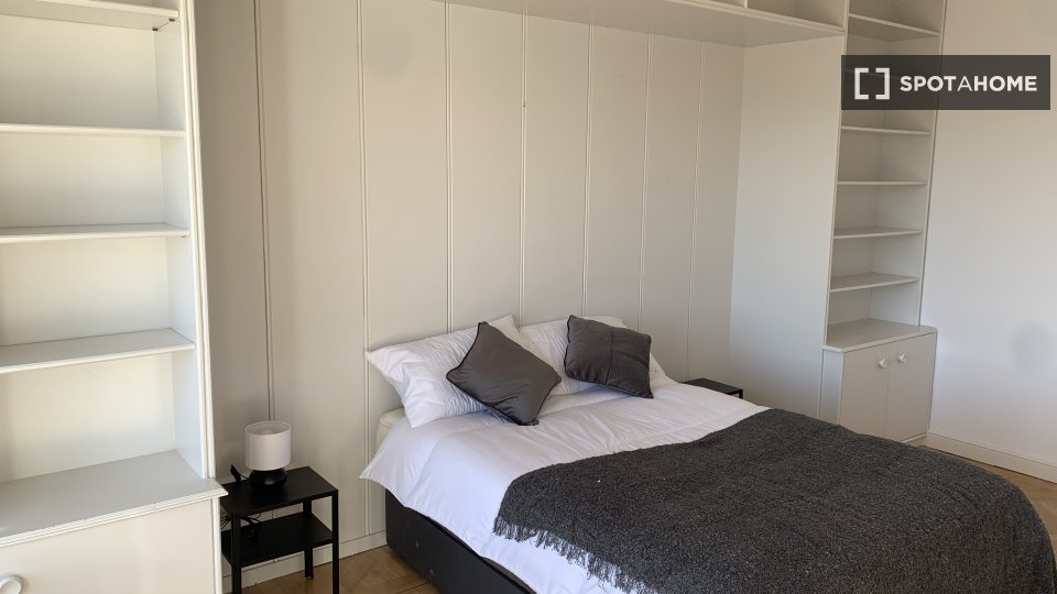 Double room Madrid, 6 beds — photo 18