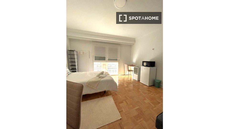 Chambre double Madrid, 8 chambres, 170m² — photo 3