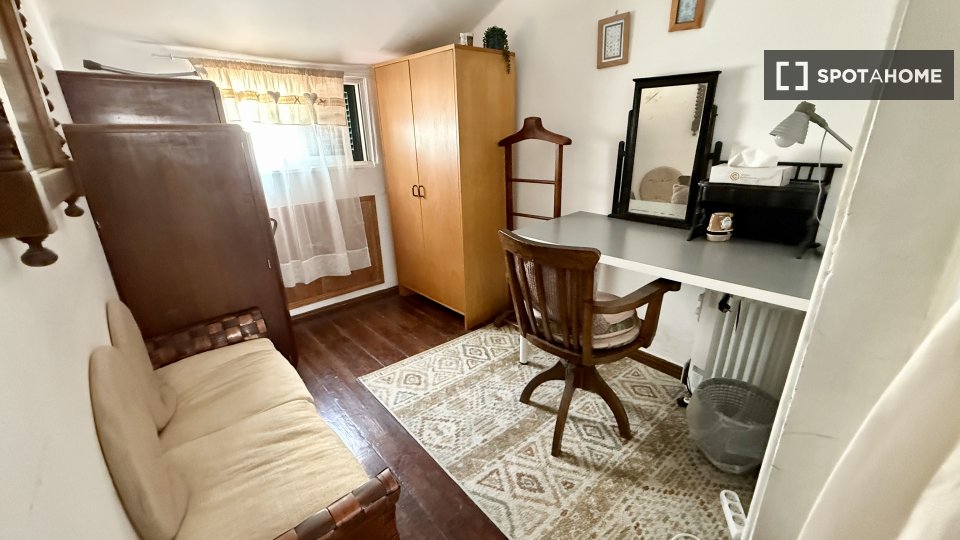 Apartment mono Lisbon, 35m² — photo 15