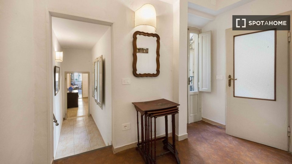 Apartment Florence, 1 bed — photo 2