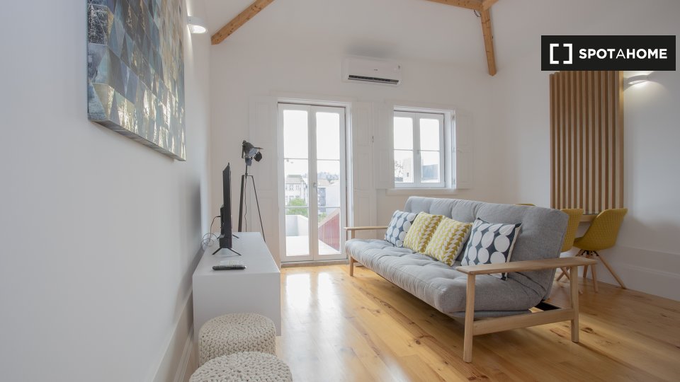 Apartment Porto, 1 bed, 65m² — photo 12