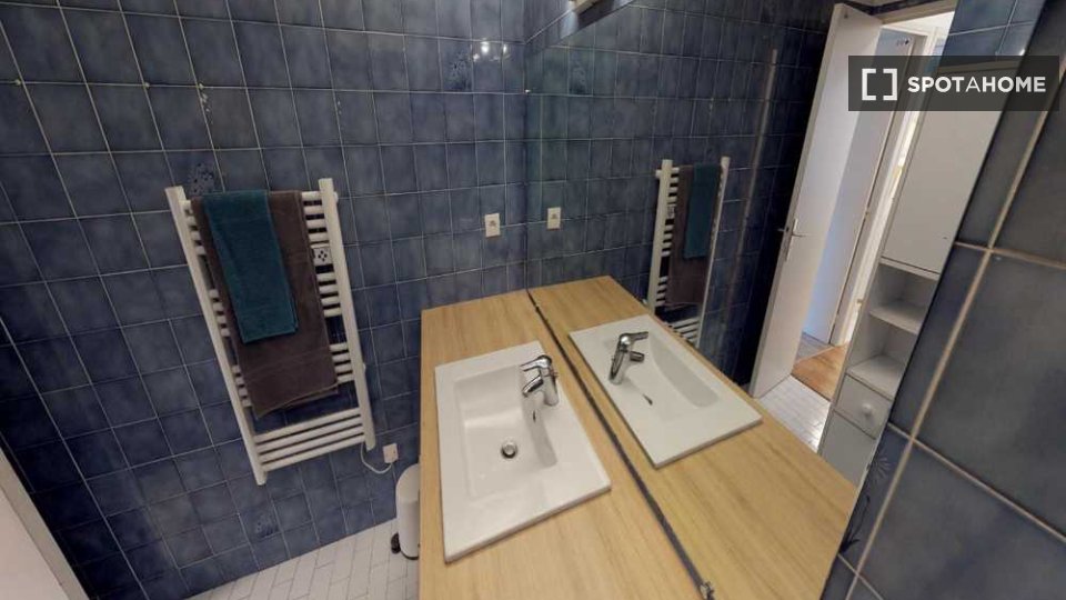 Double room Lyon, 6 beds, 90m² — photo 10