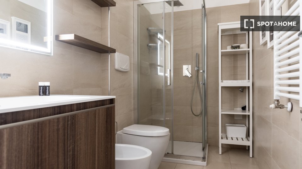 Apartment Milan, 1 bed, 55m² — photo 1