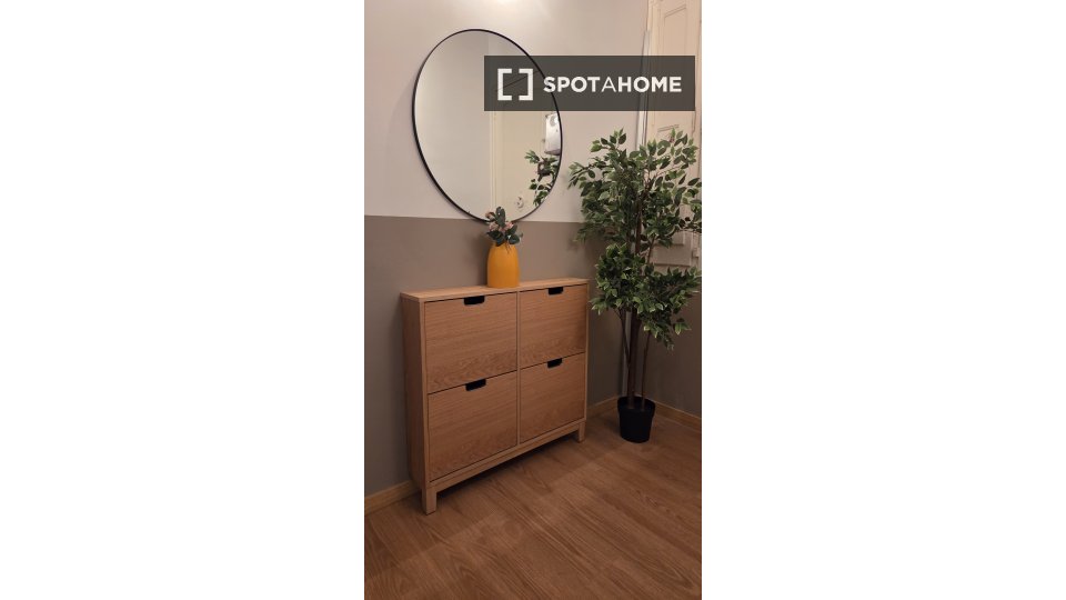 Apartment Barcelona, 3 beds, 70m² — photo 12